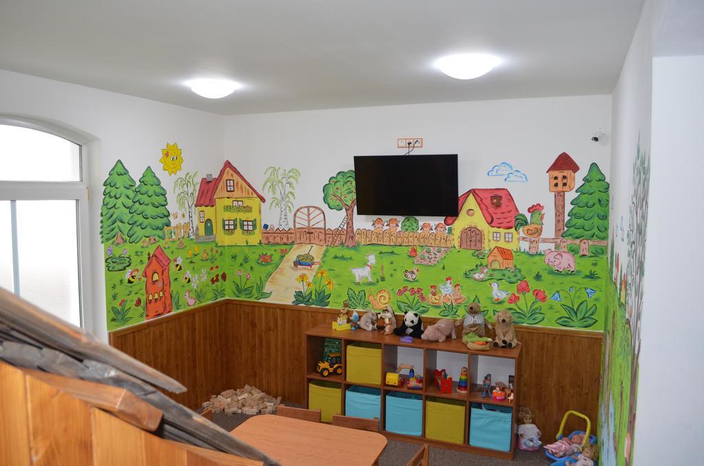 Hotel Na Statku Neprevazka Esterno foto