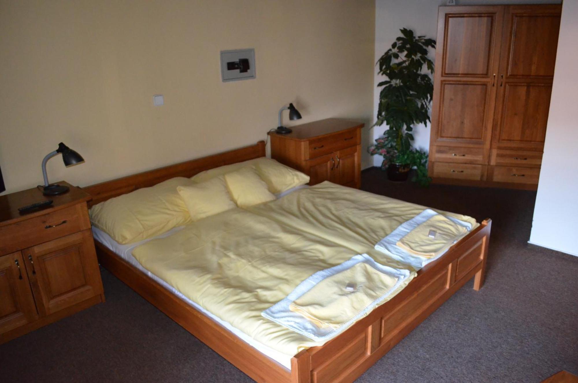 Hotel Na Statku Neprevazka Esterno foto