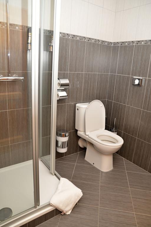 Hotel Na Statku Neprevazka Esterno foto