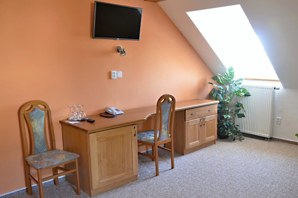 Hotel Na Statku Neprevazka Esterno foto